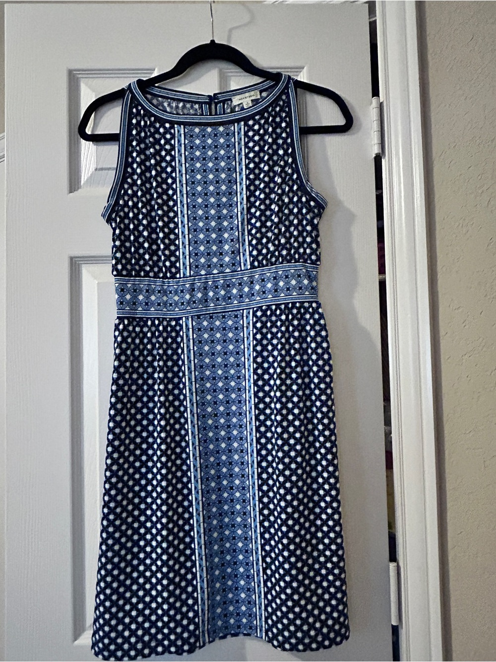 Women’s Max Studio Blue Patterned Sleeveless Dress